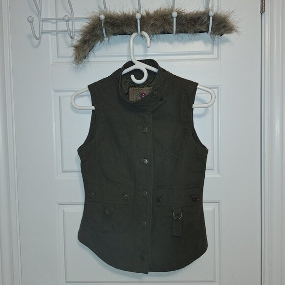 BB Dakota Khaki Quilted Cotton Vest with Detachable Faux Fur Collar Size Small - Picture 17 of 17